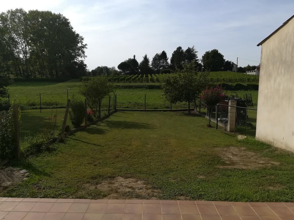 Gite Du Vignoble Sidky Lussac  Kültér fotó
